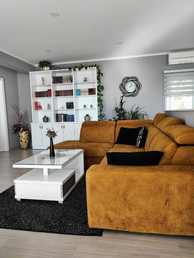 Luxury Apartment Pape Baška Voda Exteriör bild